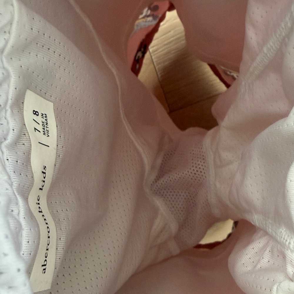 Abercrombie & Fitch Kids Surf Print Shorts - Picture 6 of 8